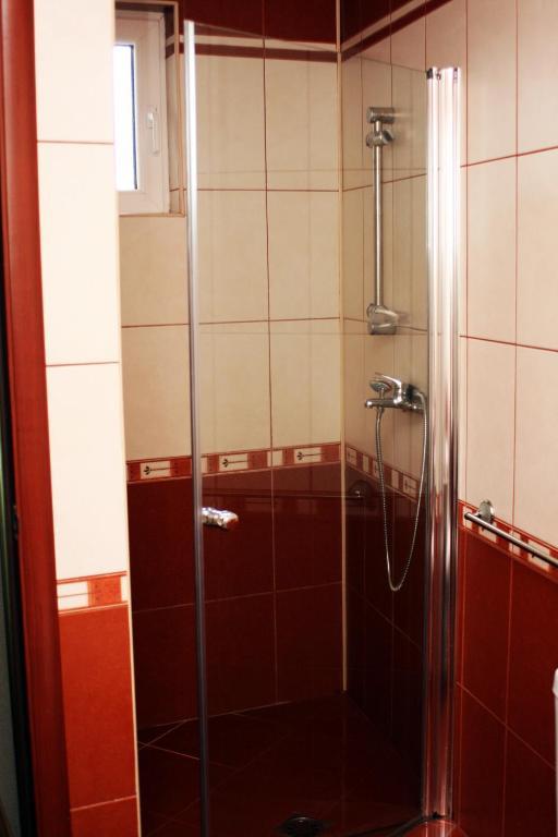 Goldy Hostel Битола Номер фото