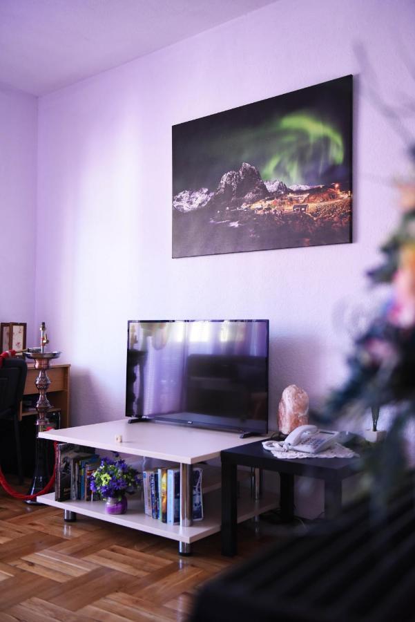 Goldy Hostel Битола Экстерьер фото